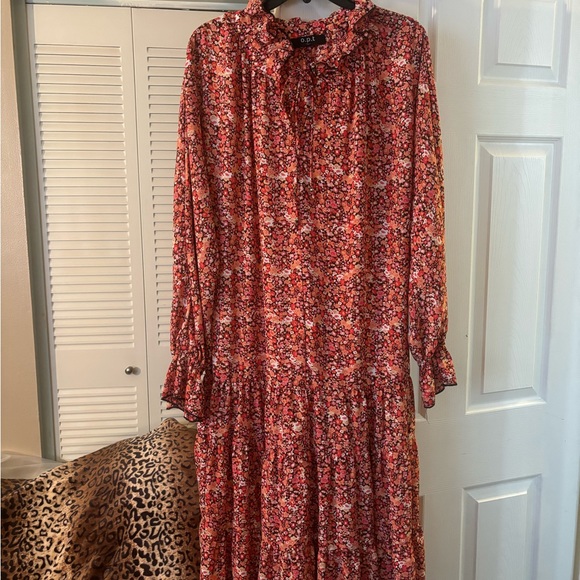 Anthropologie Dresses & Skirts - OPT ANTHROPOLOGIE LADIES FLORAL DRESS.